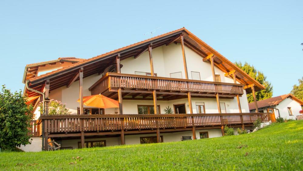 Auszeit-Wohnungen Aidenbach Екстер'єр фото